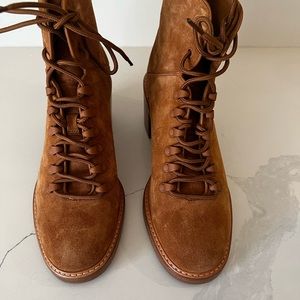 New Vince suede boots. Size 7. Very beautiful and comfortable design.